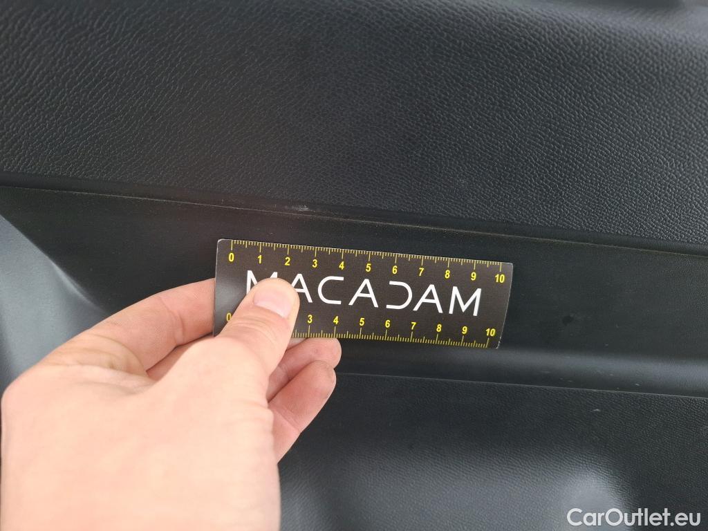  Peugeot  208  Active Pack 1.5 HDi 100CV BVM6 E6d #15