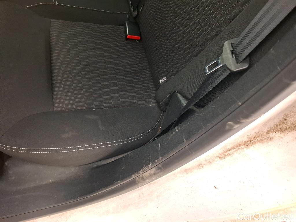  Peugeot  208  Active 1.6 HDi 75CV BVM5 E6 #8