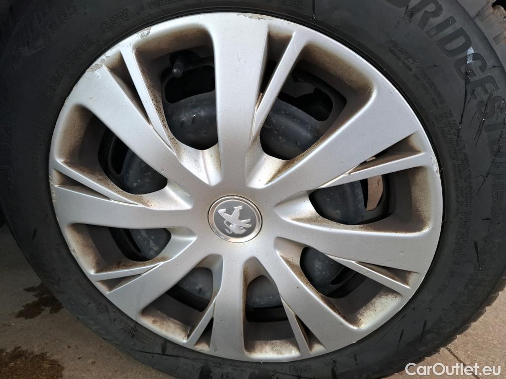  Peugeot  208  Affaire Premium Pack 1.5 HDi 100CV BVM5 E6dT #25