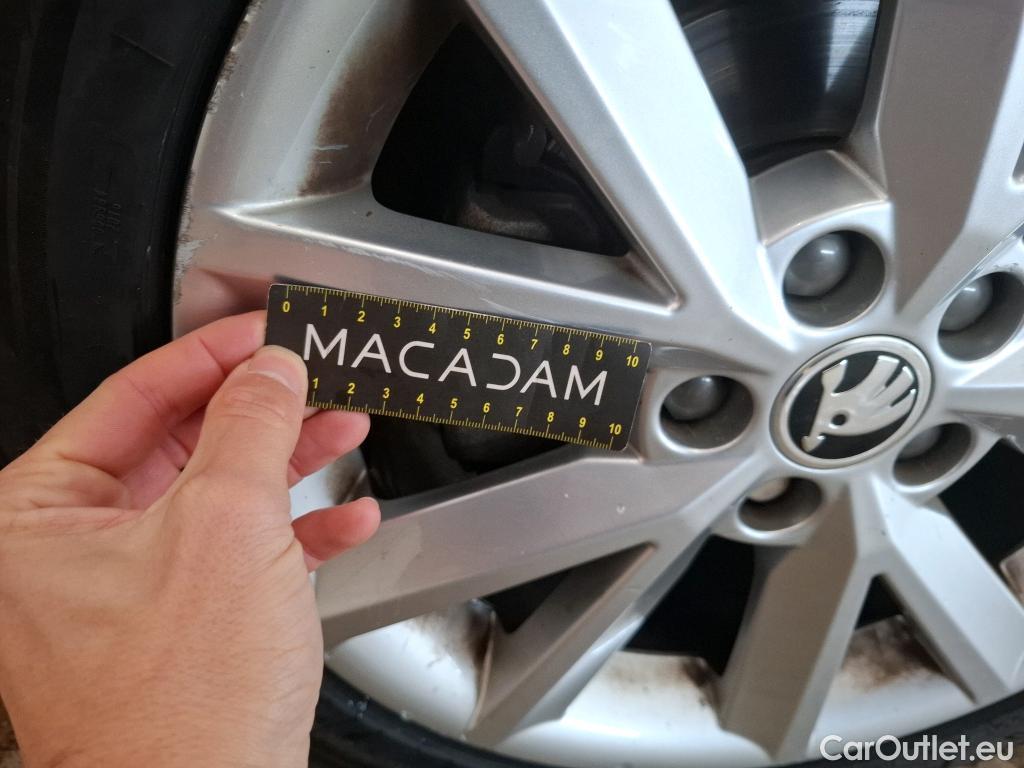  Skoda  Fabia  Clever 1.0 MPI 60CV BVM5 E6 #8