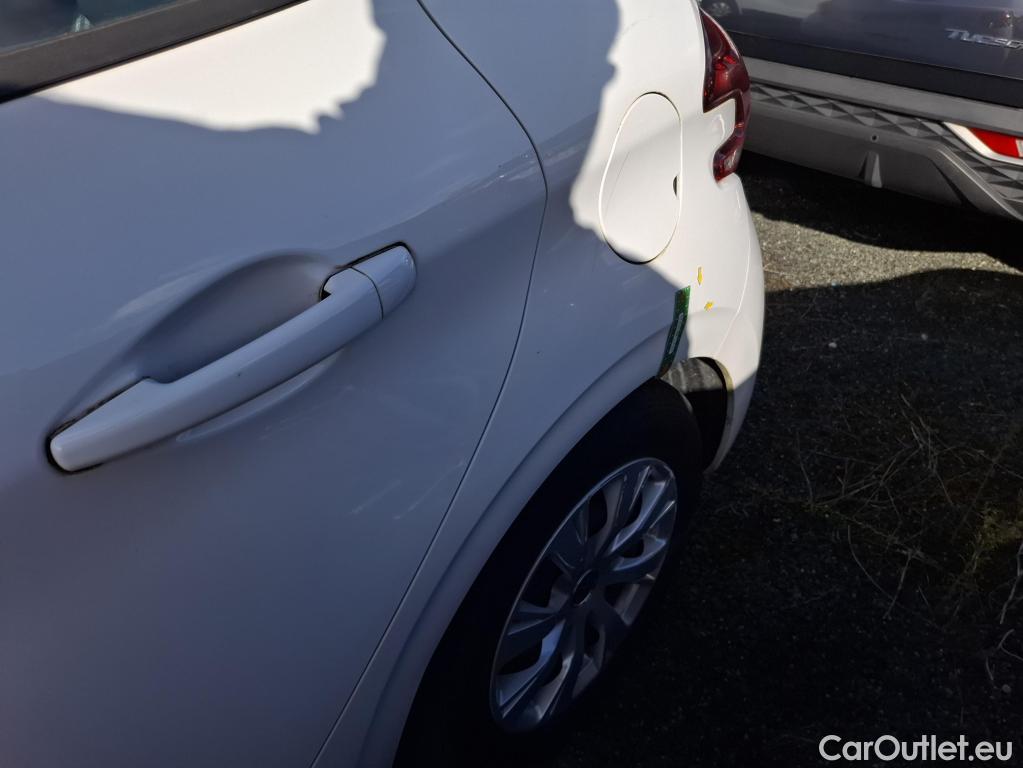  Peugeot  208  Active 1.6 HDi 75CV BVM5 E6 #20
