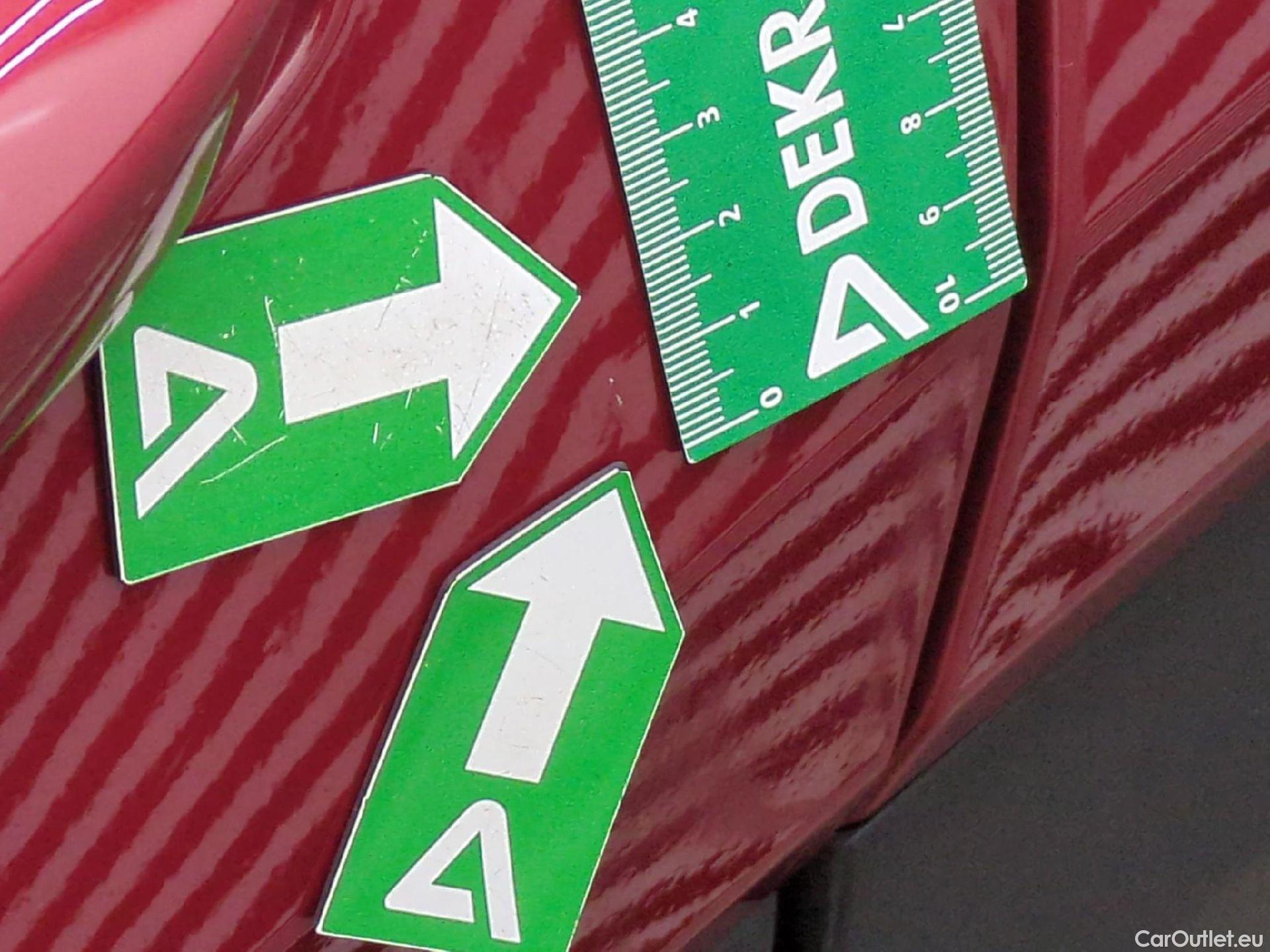  Hyundai  Tucson HYUNDAI  / 2020 / 5P / SUV 1.6 PHEV 265 HTRAC BUSINESS 4WD AUTO #30