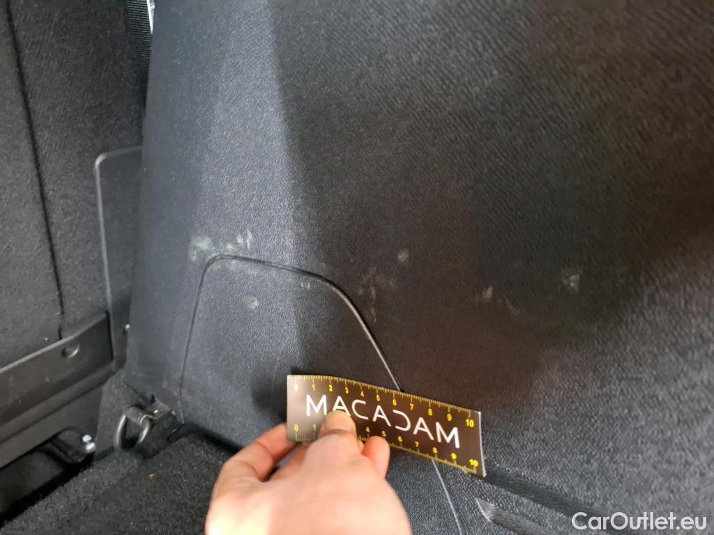  Peugeot  5008  Active Pack 1.5 HDi 130CV BVA8 7 Sieges E6d #6