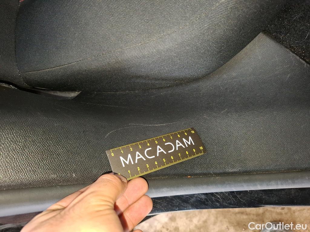  Peugeot  2008  Active Business 1.5 HDi 130CV BVA8 E6d #52