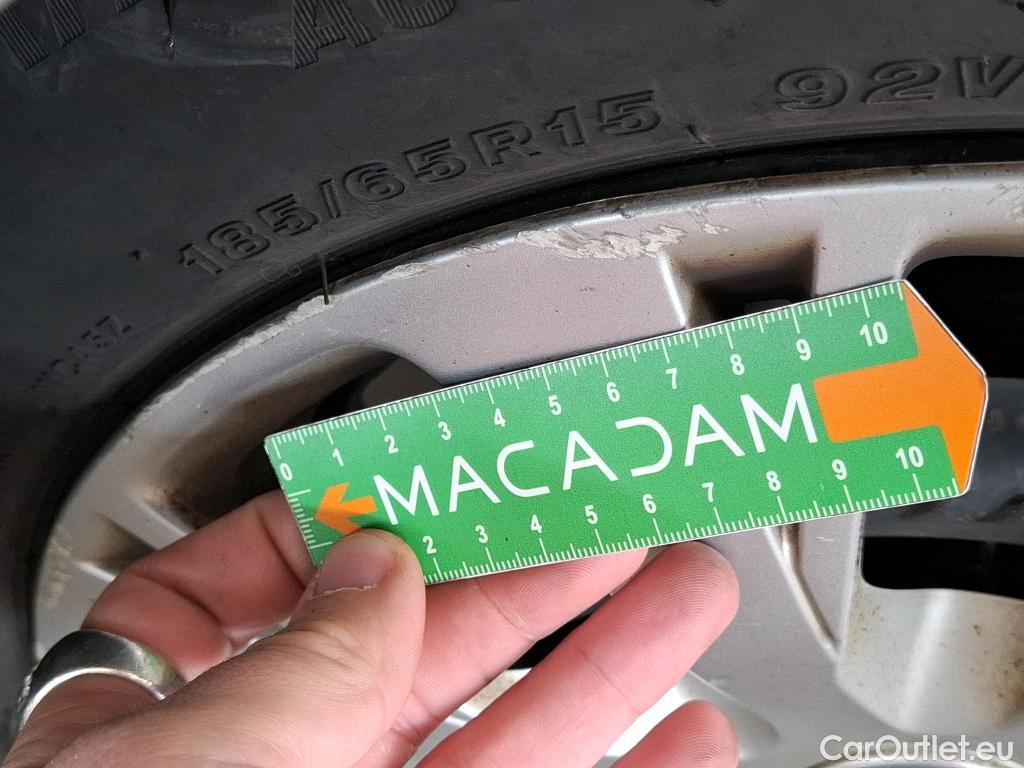  Peugeot  208  Affaire Premium Pack 1.5 HDi 100CV BVM5 E6dT #26