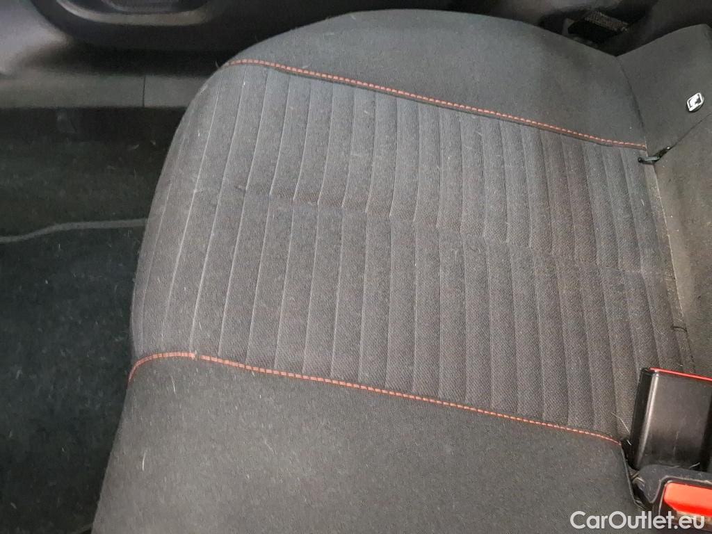  Peugeot  2008  Active Business 1.5 HDi 130CV BVA8 E6d #58