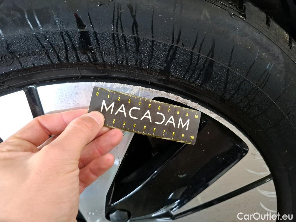  Volvo  XC 40 XC40 Momentum Plug-in Hybrid 2WD 1.5 #26