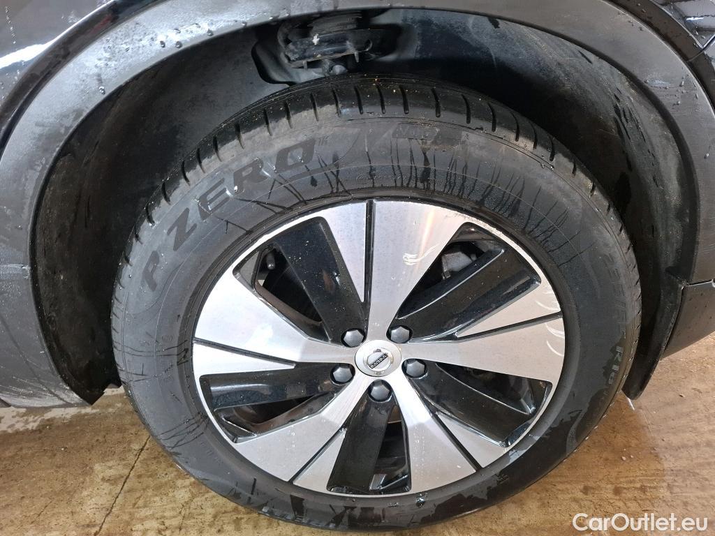  Volvo  XC 40 XC40 Momentum Plug-in Hybrid 2WD 1.5 #25