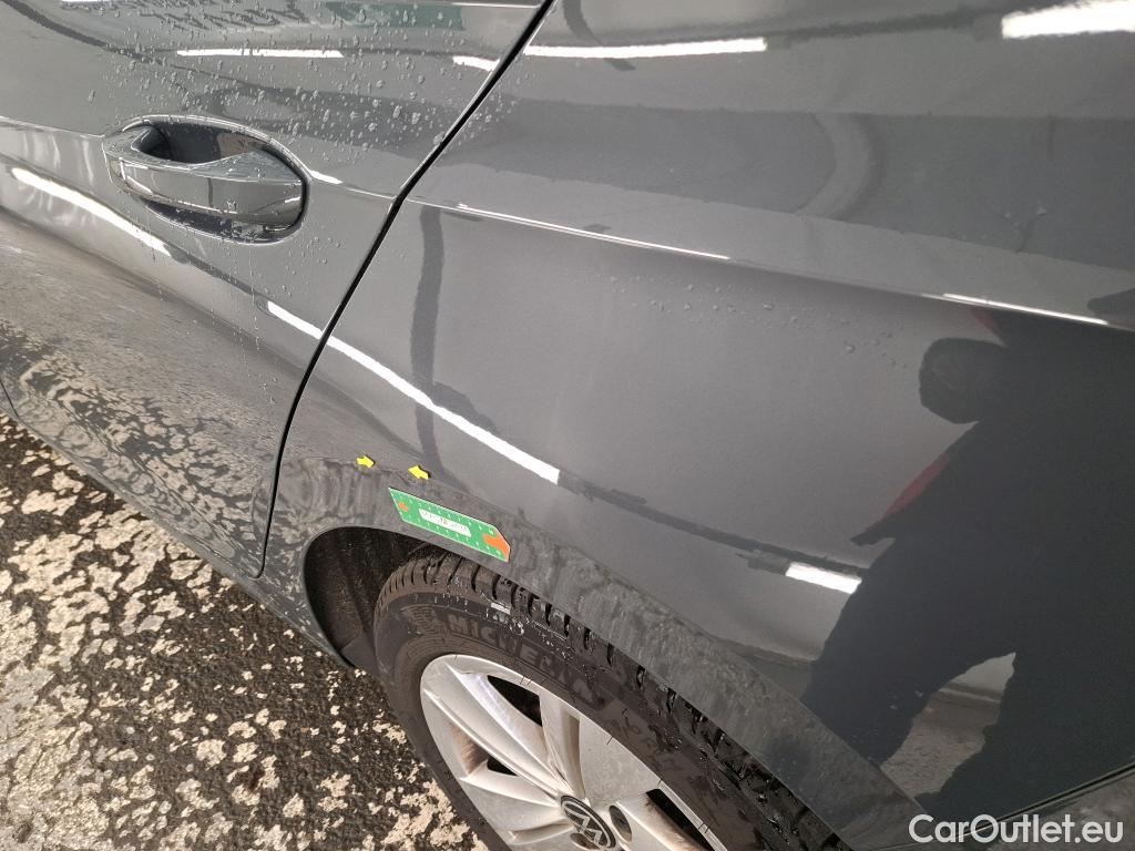  Volkswagen  Golf  VOLKSWAGEN / 2020 / 5P / Berline 1.0 eTSI OPF 110 DSG7 Life Business #7