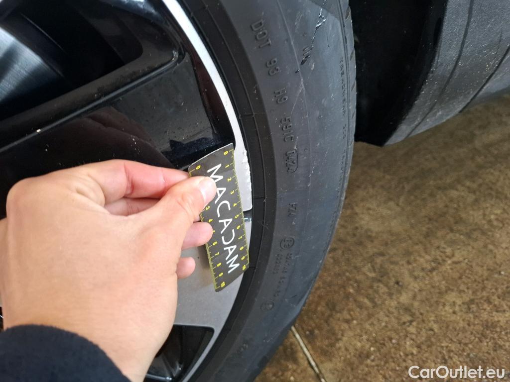  Volvo  XC 40 XC40 Momentum Plug-in Hybrid 2WD 1.5 #23