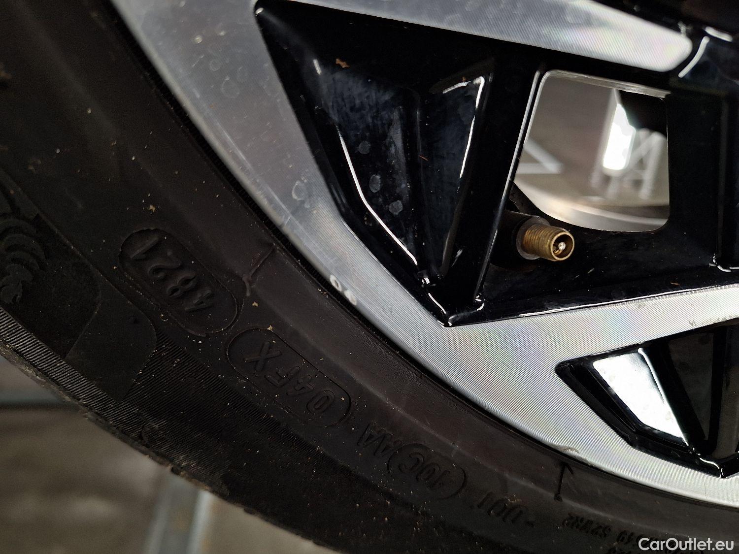  Hyundai   Ioniq Hyundai, 5 '21 BEV, Hyundai 5 77kWh Balance Vision 5d #3