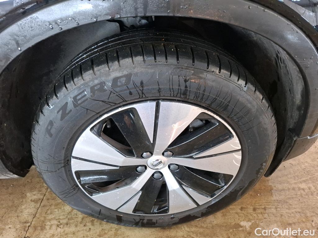  Volvo  XC 40 XC40 Momentum Plug-in Hybrid 2WD 1.5 #24