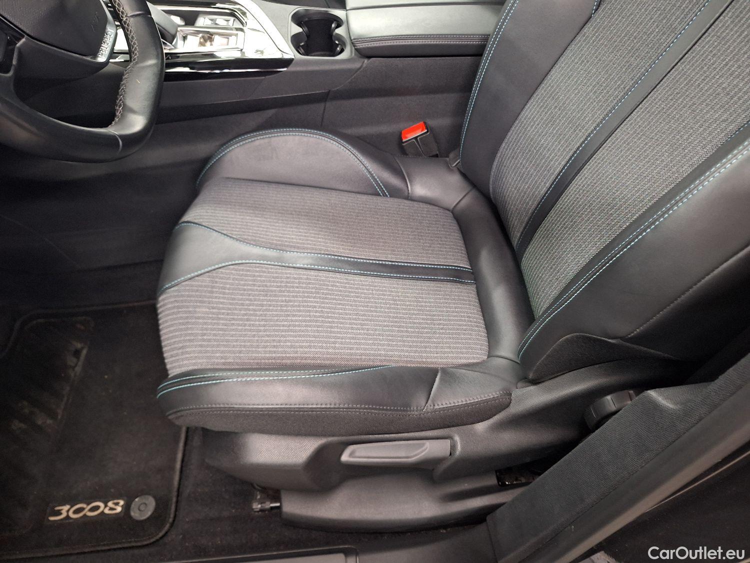  Peugeot  3008 Peugeot,  FL'20 PHEV, Peugeot  Hybrid 225 e-Auto8 Allure Pack 5d #17