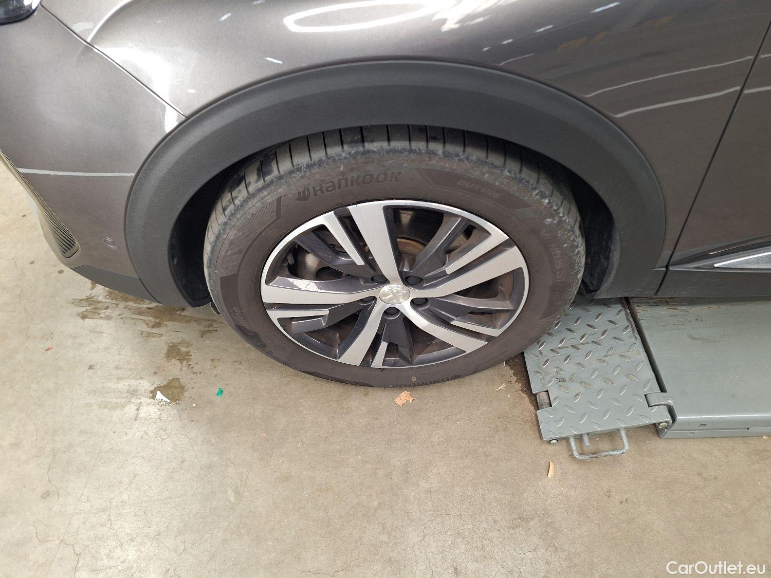  Peugeot  3008 Peugeot,  FL'20 PHEV, Peugeot  Hybrid 225 e-Auto8 Allure Pack 5d #19