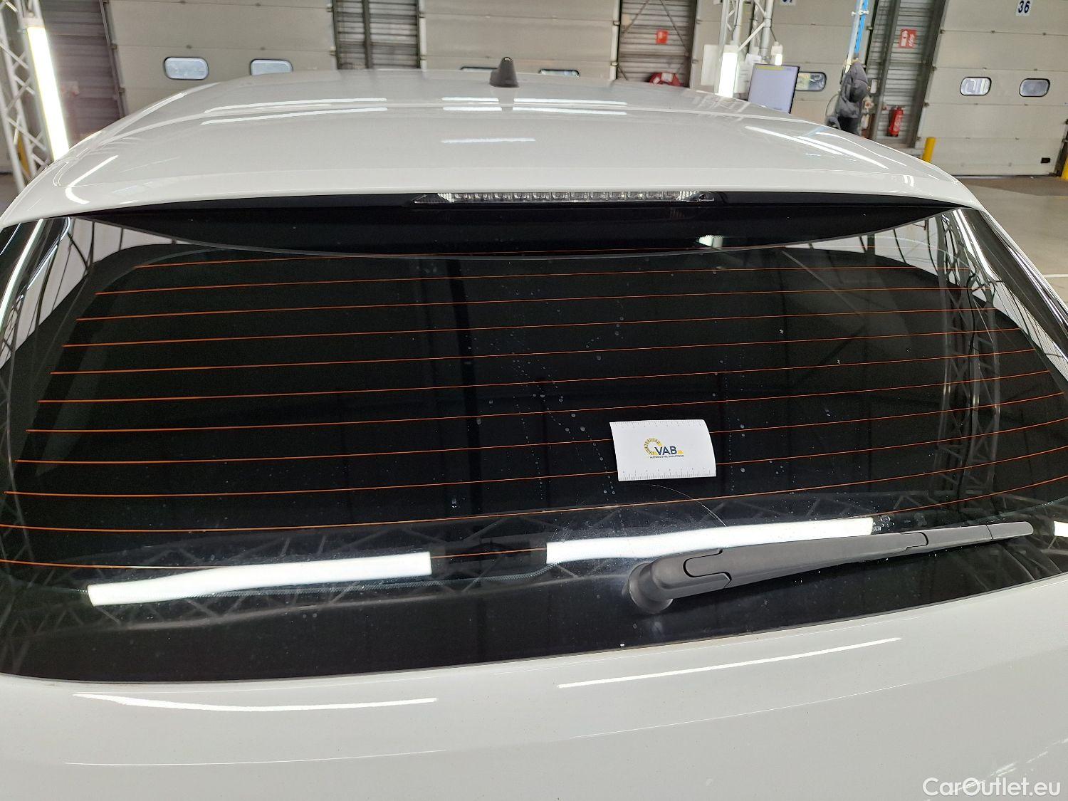  Peugeot  308 Peugeot,  SW FL'17, Peugeot  SW 1.5 BlueHDi 100 DPF S&S Active 5d #32