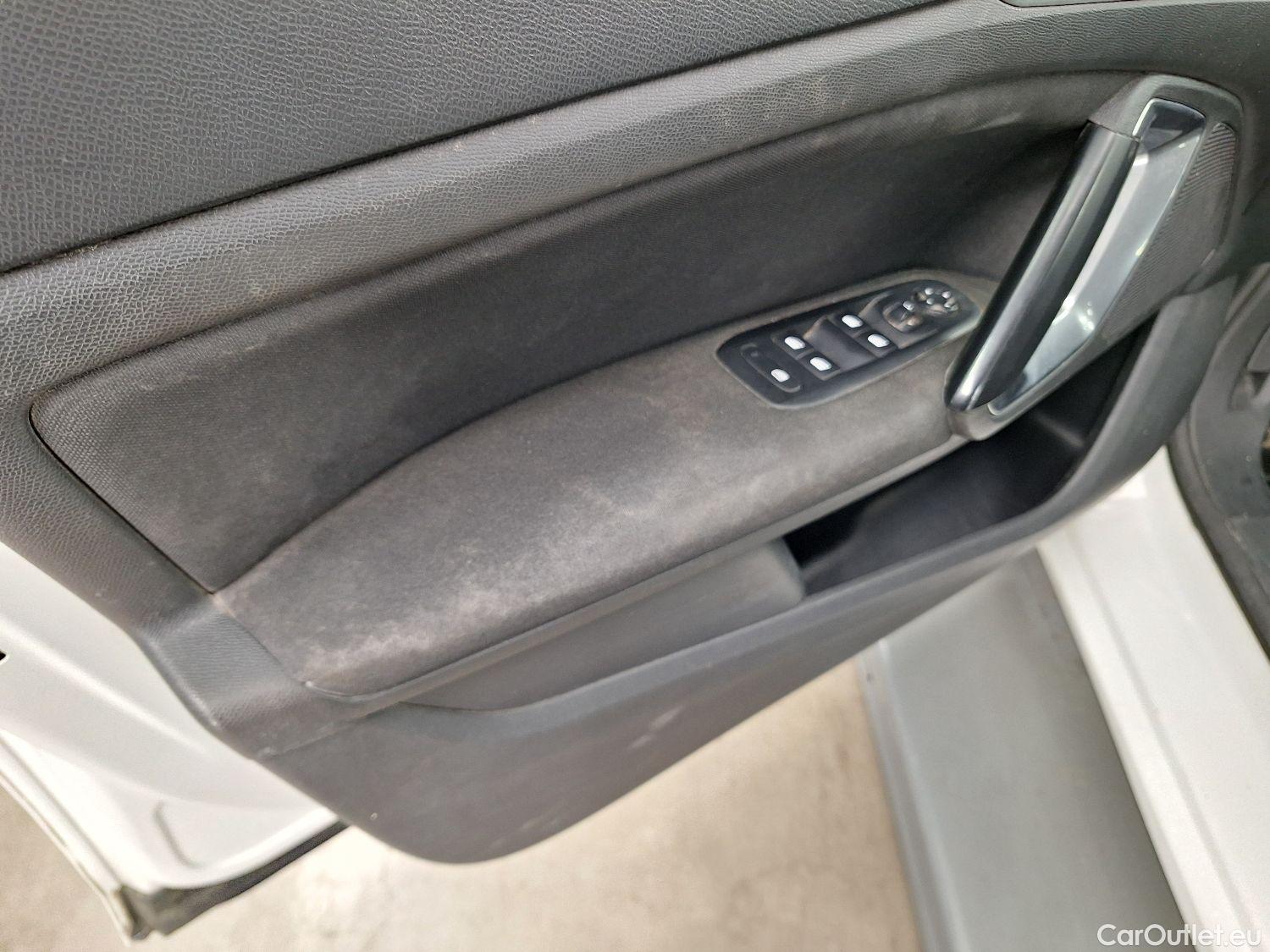  Peugeot  308 Peugeot,  SW FL'17, Peugeot  SW 1.5 BlueHDi 100 DPF S&S Active 5d #35