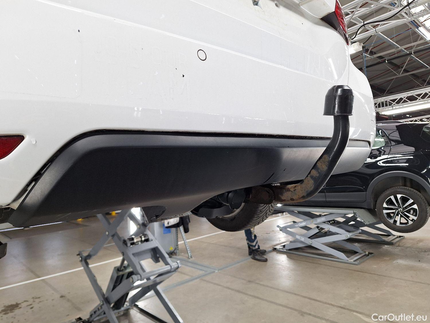  Peugeot  308 Peugeot,  SW FL'17, Peugeot  SW 1.5 BlueHDi 100 DPF S&S Active 5d #20