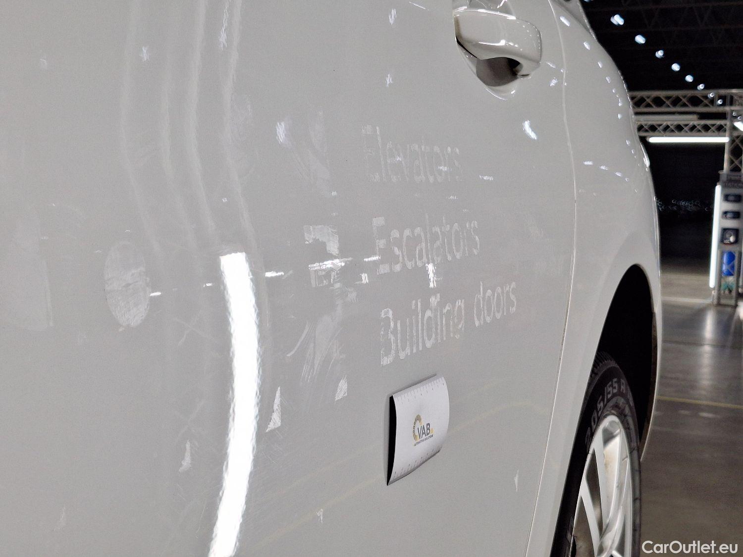  Peugeot  308 Peugeot,  SW FL'17, Peugeot  SW 1.5 BlueHDi 100 DPF S&S Active 5d #23