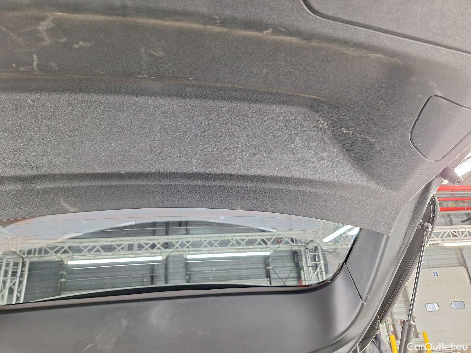  Peugeot  308 Peugeot,  SW FL'17, Peugeot  SW 1.5 BlueHDi 100 DPF S&S Active 5d #30