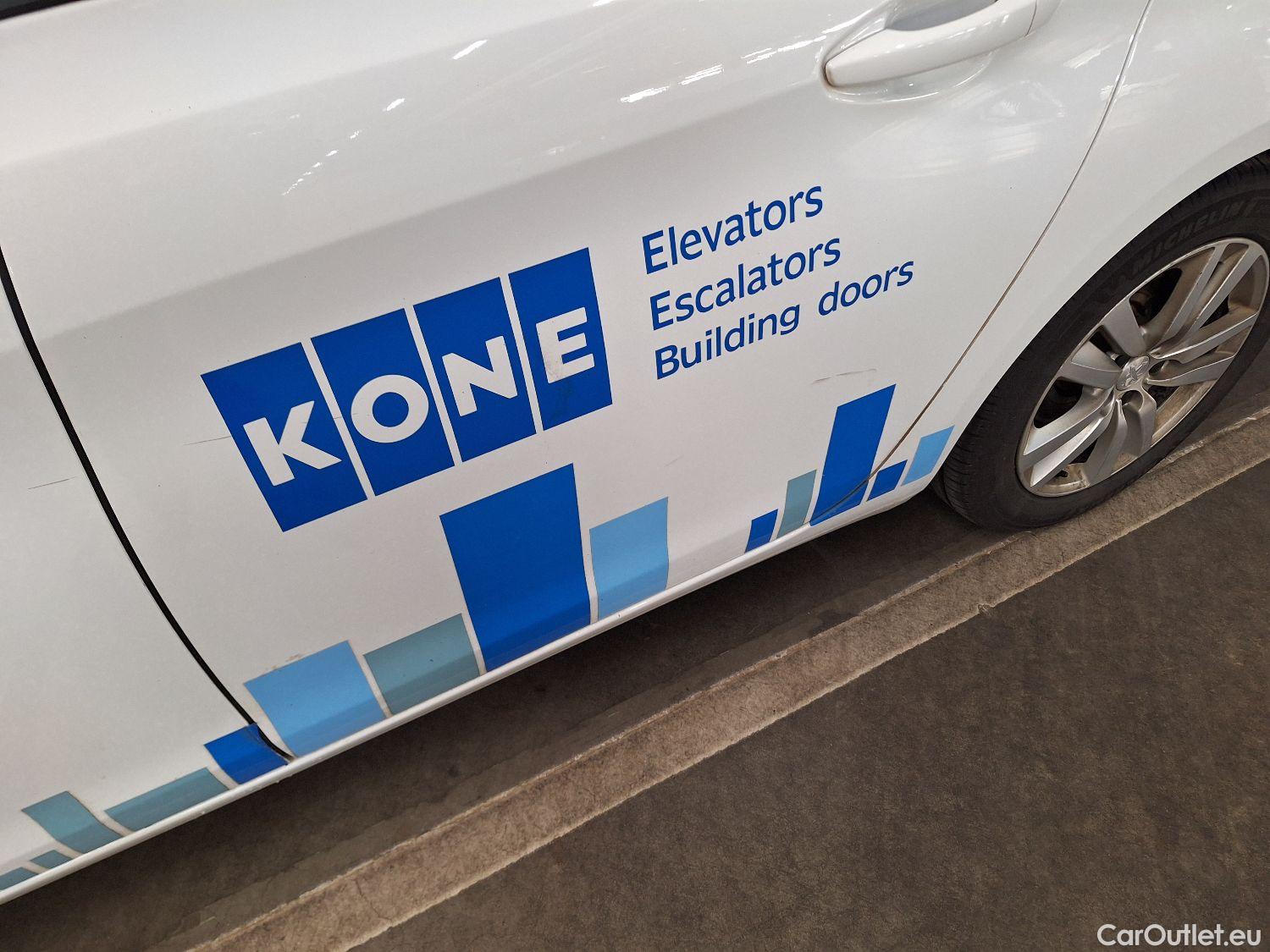  Peugeot  308 Peugeot,  SW FL'17, Peugeot  SW 1.5 BlueHDi 100 DPF S&S Active 5d #34