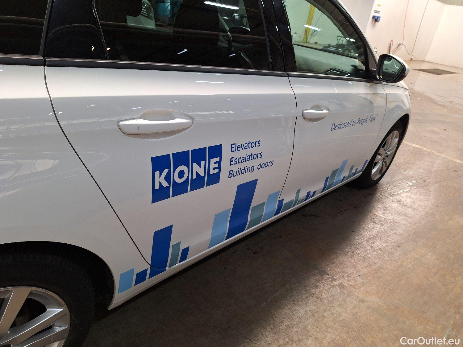  Peugeot  308 Peugeot,  SW FL'17, Peugeot  SW 1.5 BlueHDi 100 DPF S&S Active 5d #56