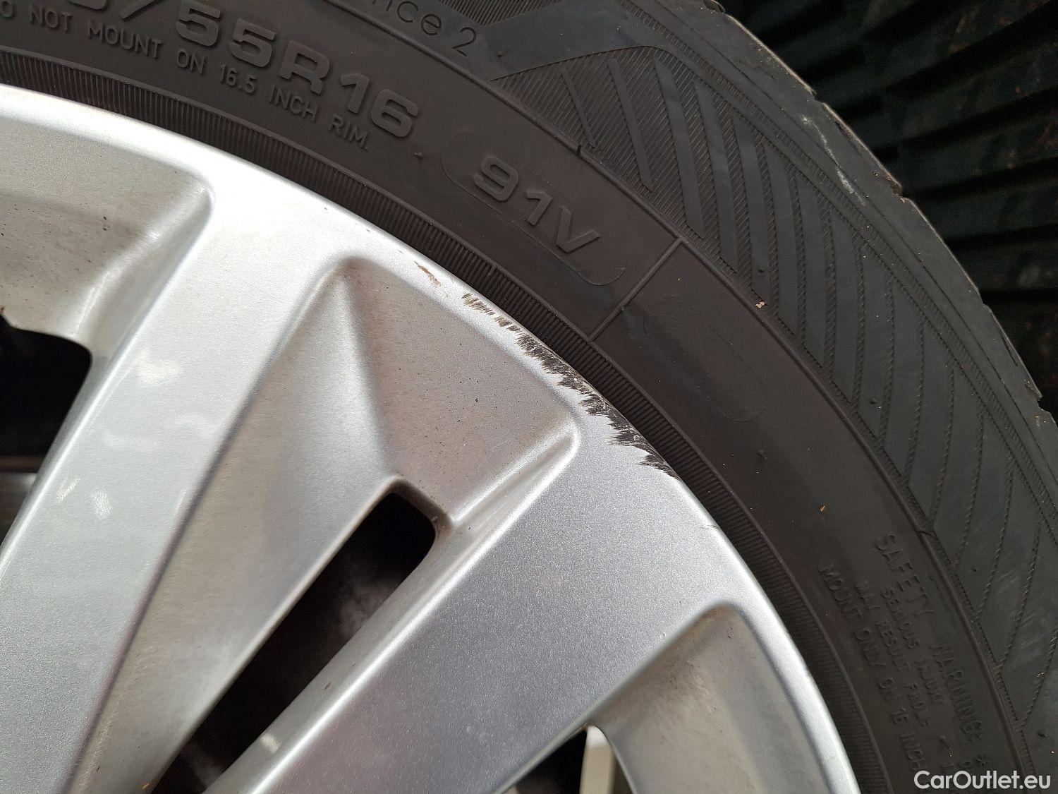  Peugeot  308 Peugeot,  SW FL'17, Peugeot  SW 1.5 BlueHDi 130 S&S EAT8 Active 5d #3