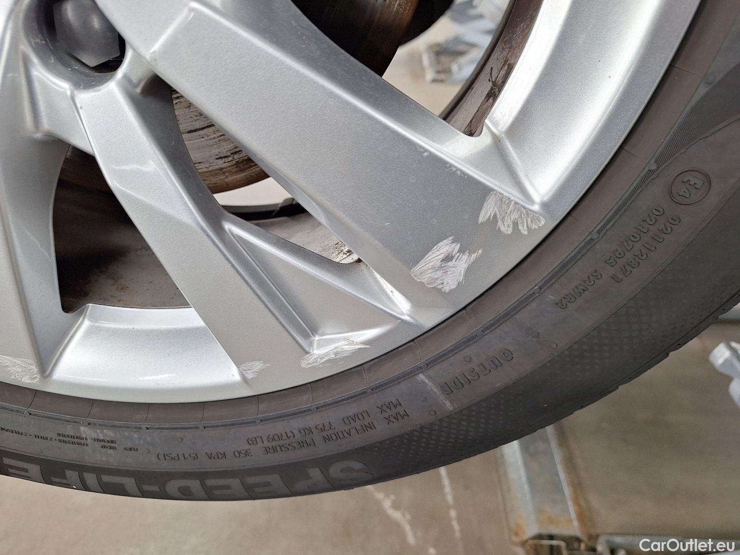  Peugeot  3008 Peugeot,  FL'20, Peugeot  1.5 BlueHDi 96kW S&S EAT8 Active Pack #8