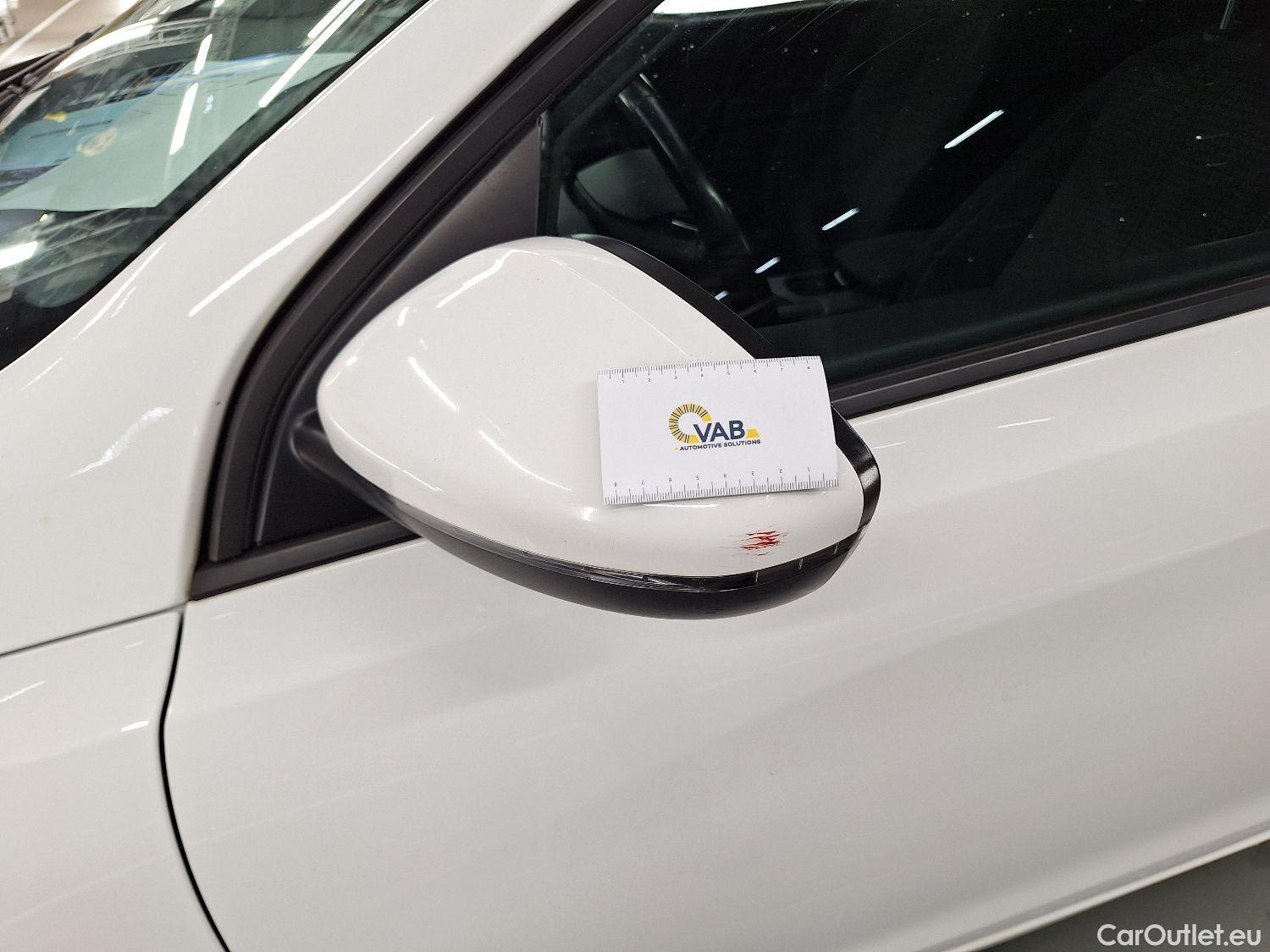  Peugeot  308 Peugeot,  SW FL'17, Peugeot  SW 1.5 BlueHDi 100 DPF S&S Active 5d #48