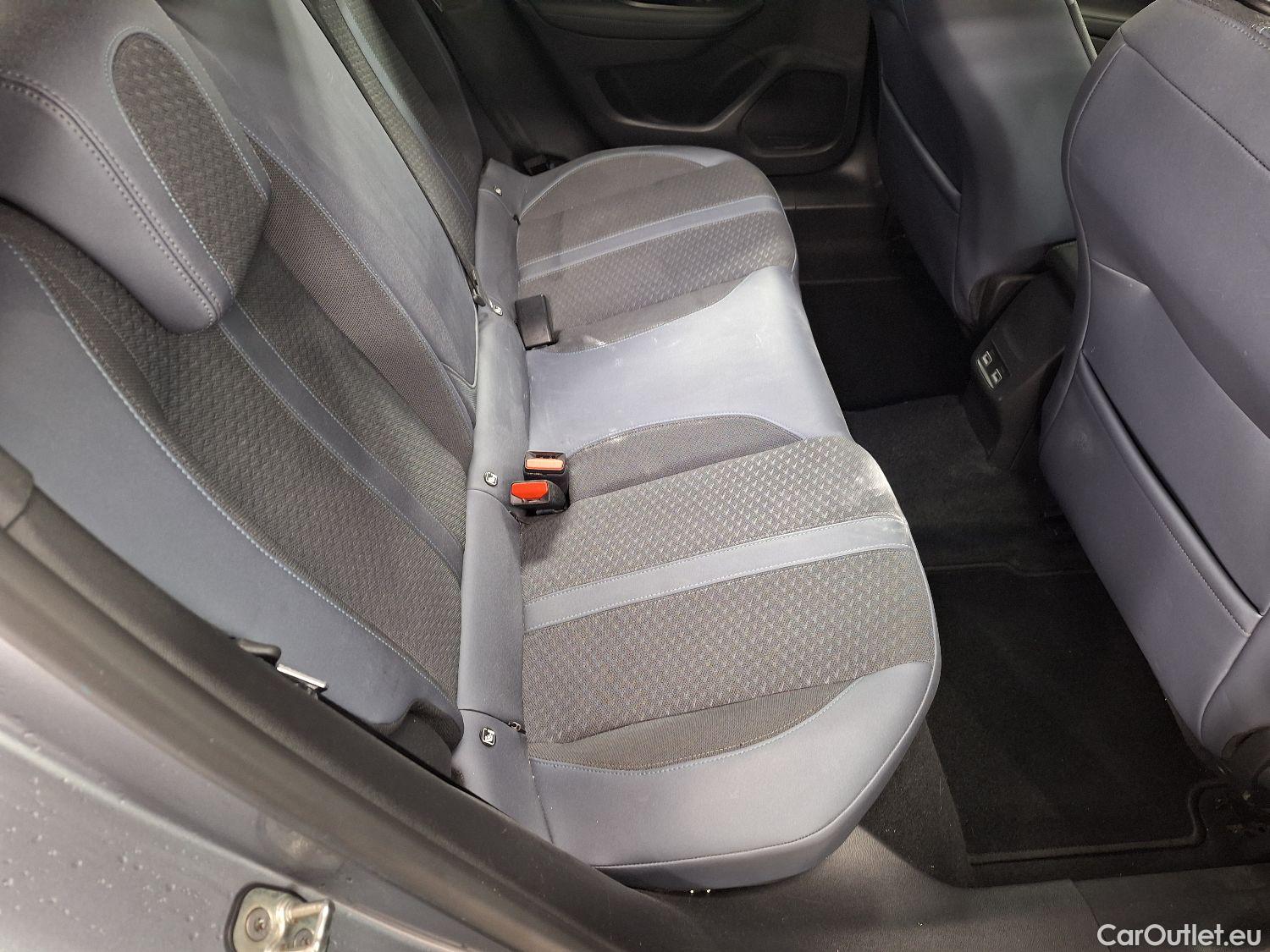  Peugeot  2008 Peugeot,  '19, Peugeot  1.5 BlueHDi 75kW S&S Allure 5d #19