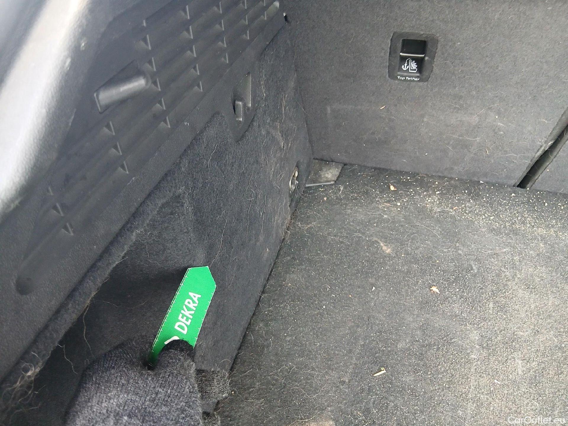  Audi  A3 AUDI  / 2020 / 5P / berlina con portón Sportback 30 TFSI 81kW (110CV) S tronic #36