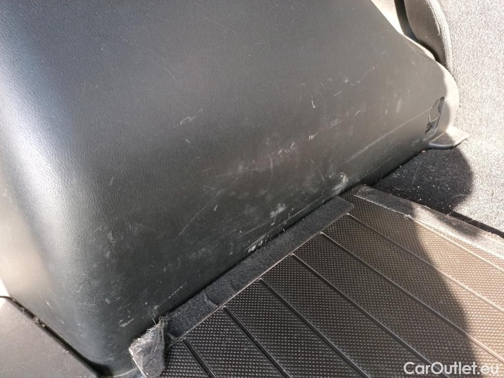  Hyundai  Tucson HYUNDAI  / 2020 / 5P / todoterreno 1.6 CRDI 85kW (115CV) Klass #8