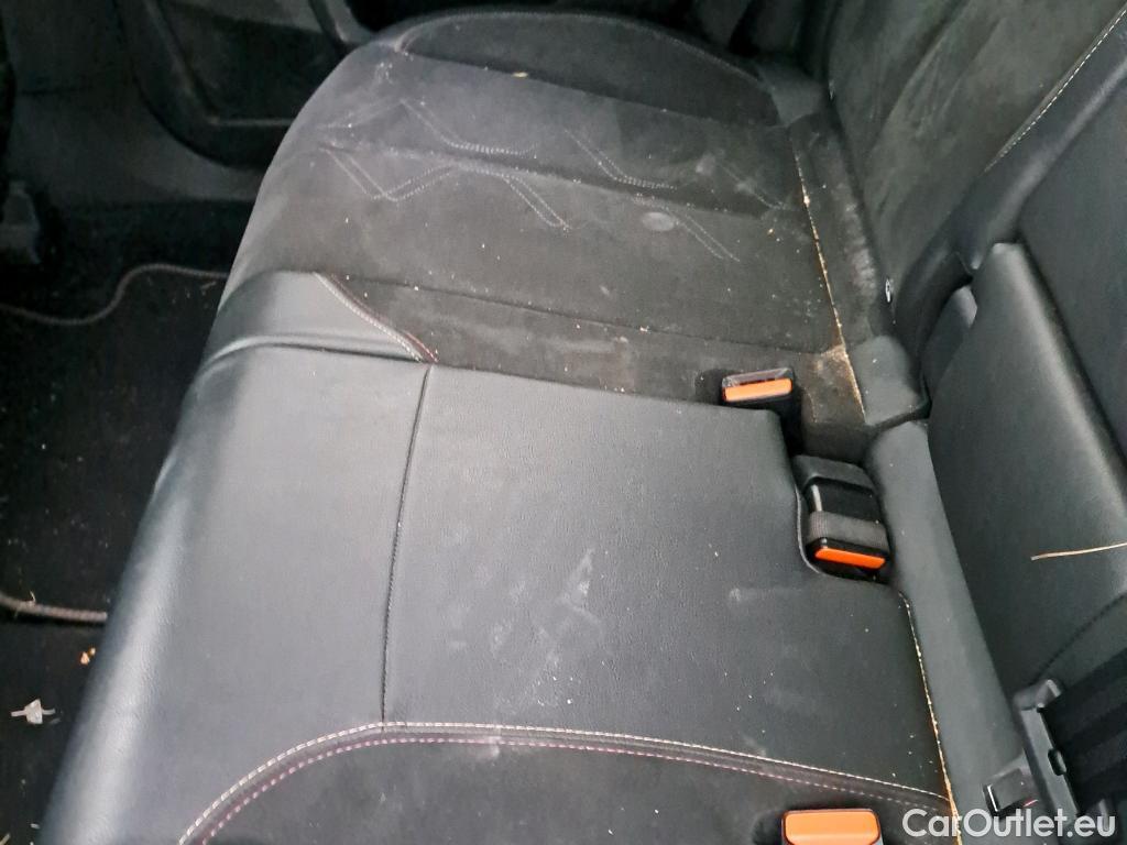  DS  DS7 DS DS 7 Crossback / 2017 / 5P / todoterreno PureTech 165kW (225CV) Auto. PERF.LINE #14