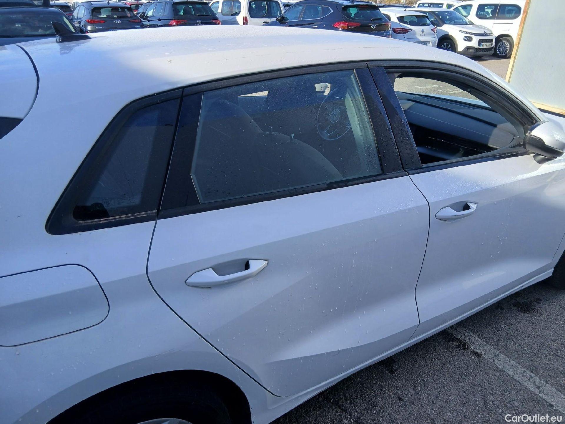  Audi  A3 AUDI  / 2020 / 5P / berlina con portón Sportback 30 TFSI 81kW (110CV) S tronic #22