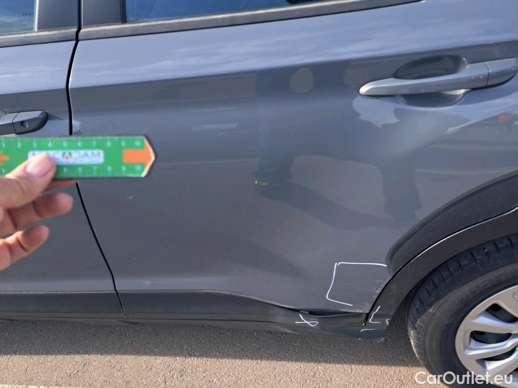  Hyundai  Konna HYUNDAI Kona / 2020 / 5P / todoterreno 1.0 TGDI Klass 4X2 #9