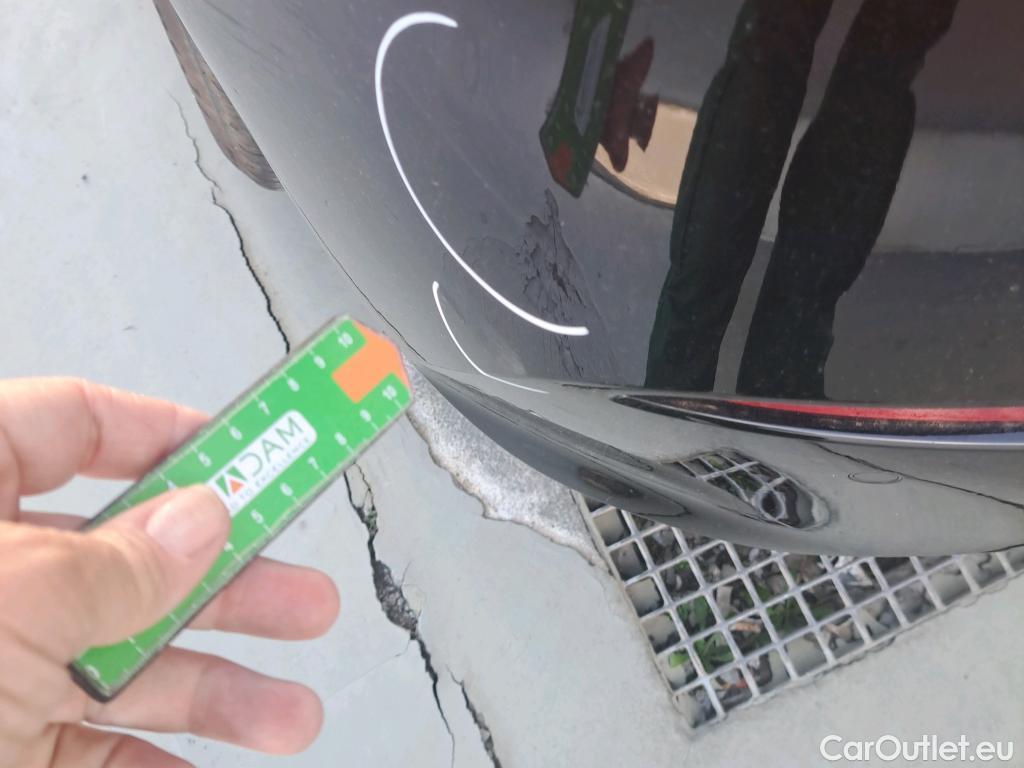  Bmw  Serie 1 BMW  / 2019 / 5P / berlina con portón 118i #15