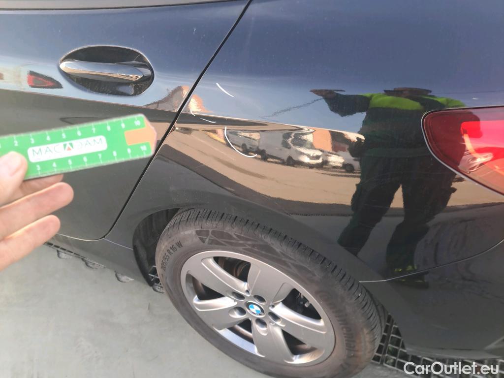  Bmw  Serie 1 BMW  / 2019 / 5P / berlina con portón 118i #18