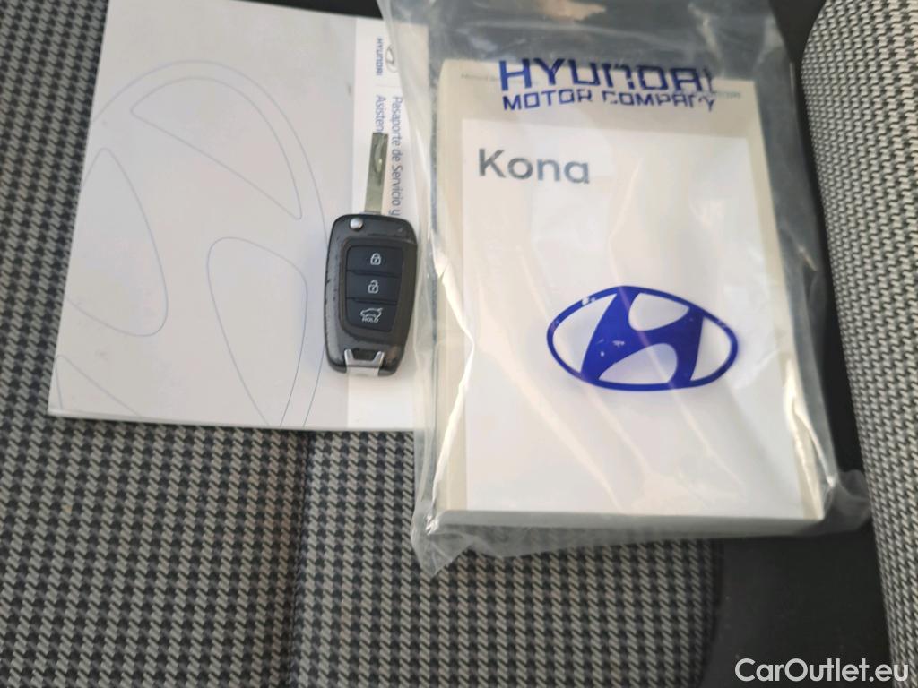  Hyundai  Konna HYUNDAI Kona / 2020 / 5P / todoterreno 1.0 TGDI Klass 4X2 #3