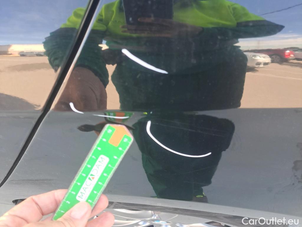  Bmw  Serie 1 BMW  / 2019 / 5P / berlina con portón 118i #19