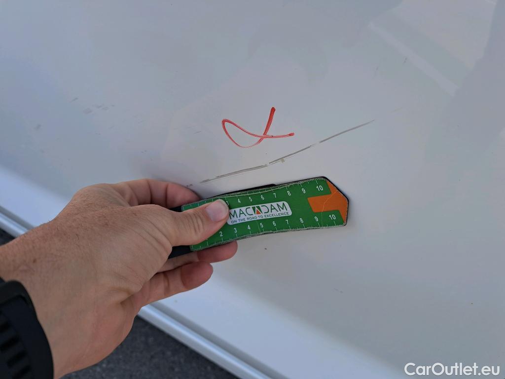  Hyundai  i10 HYUNDAI  / 2020 / 5P / berlina con portón 1.0 Klass #15