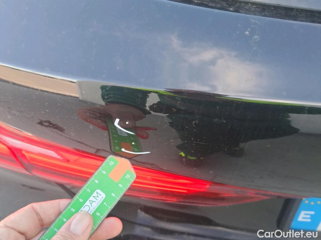  Bmw  Serie 1 BMW  / 2019 / 5P / berlina con portón 118i #29