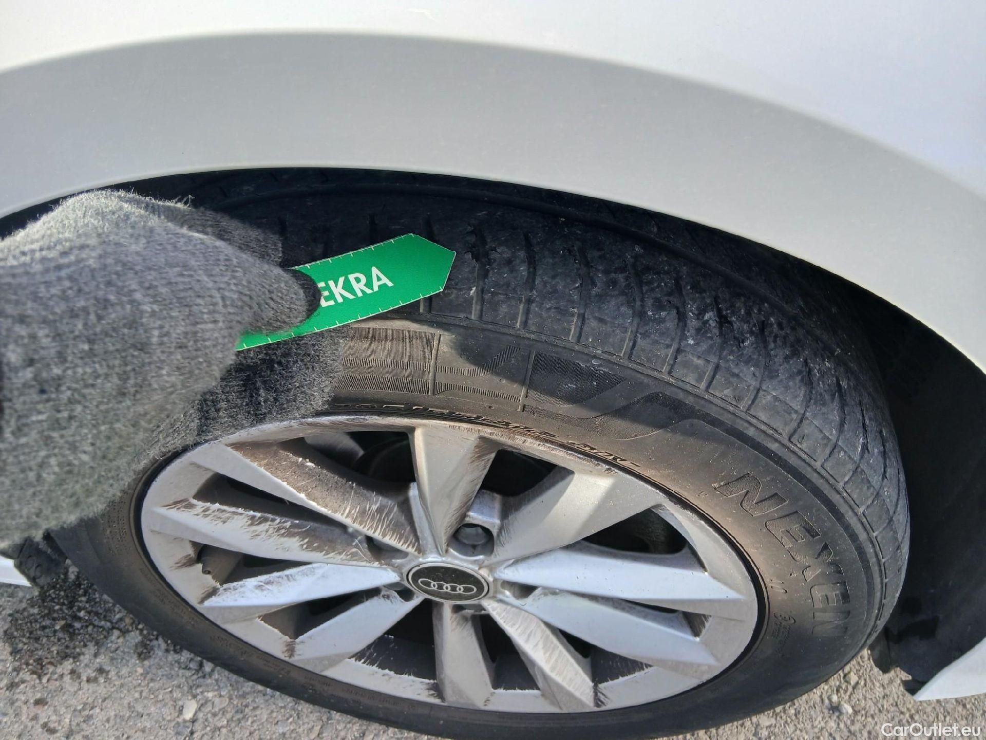  Audi  A3 AUDI  / 2020 / 5P / berlina con portón Sportback 30 TFSI 81kW (110CV) S tronic #28