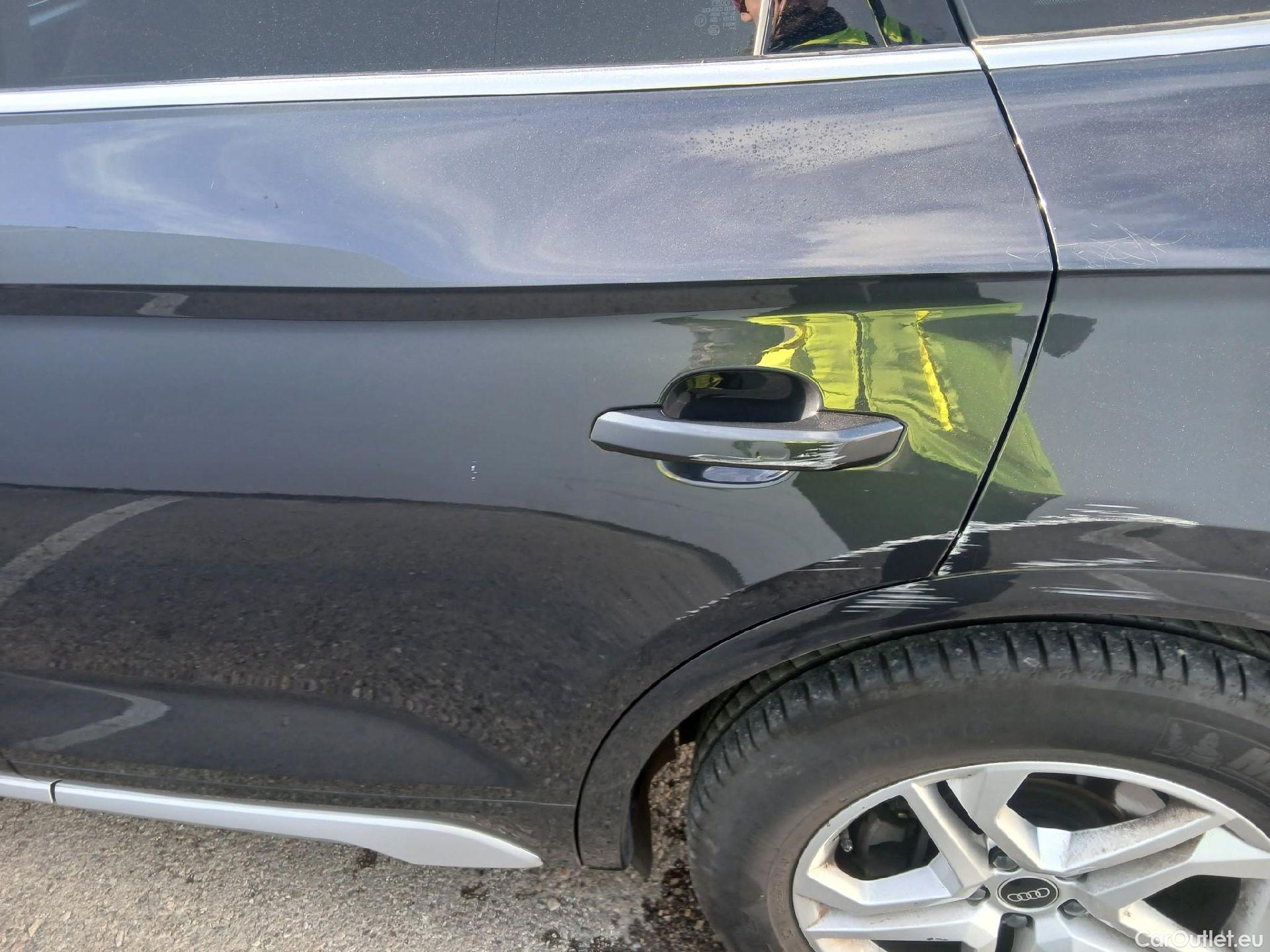  Audi  Q5 AUDI  / 2020 / 5P / todoterreno Advanced 35 TDI 120kW S tronic (AC2) #5