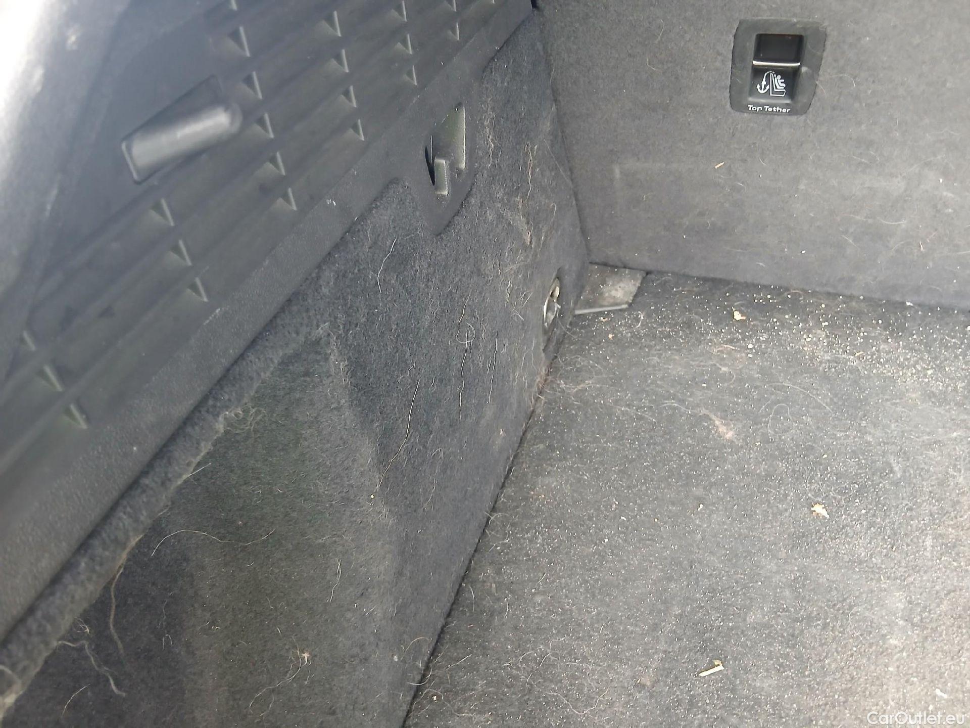  Audi  A3 AUDI  / 2020 / 5P / berlina con portón Sportback 30 TFSI 81kW (110CV) S tronic #35