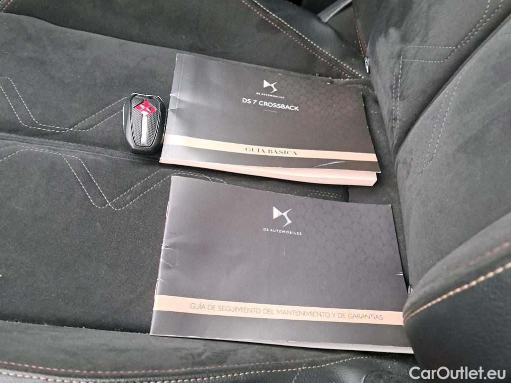  DS  DS7 DS DS 7 Crossback / 2017 / 5P / todoterreno PureTech 165kW (225CV) Auto. PERF.LINE #11