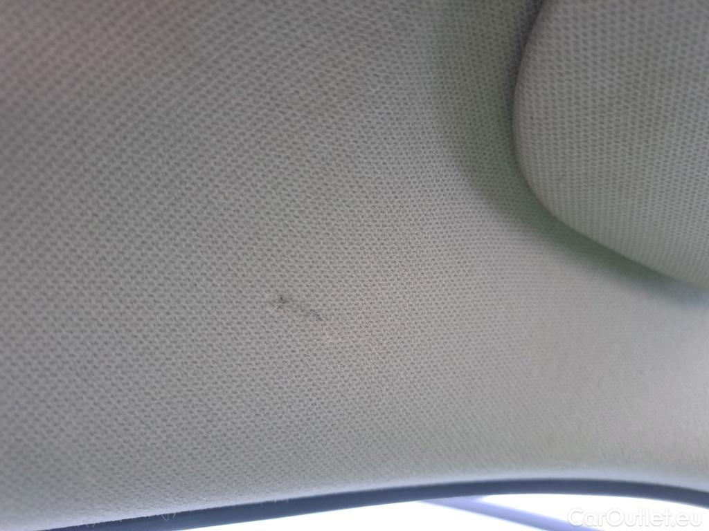  Hyundai  i10 HYUNDAI  / 2020 / 5P / berlina con portón 1.0 Klass #2