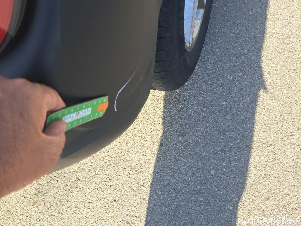  Hyundai  Konna HYUNDAI Kona / 2020 / 5P / todoterreno 1.0 TGDI 48V Maxx 4X2 #17