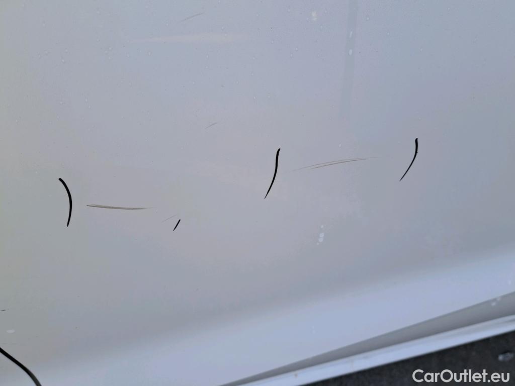  Seat  Ibiza SEAT  / 2017 / 5P / berlina con portón 1.0 MPI 59kW (80CV) Reference Plus(SP) #8