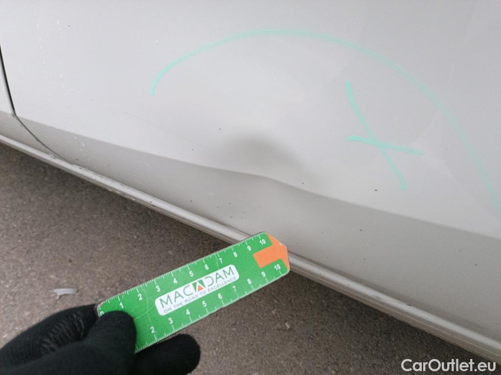  Land Rover  Discovery SEAT Nuevo León / 2020 / 5P / berlina con portón 2.0 TDI 85kW S&S Style Go(SP) #6