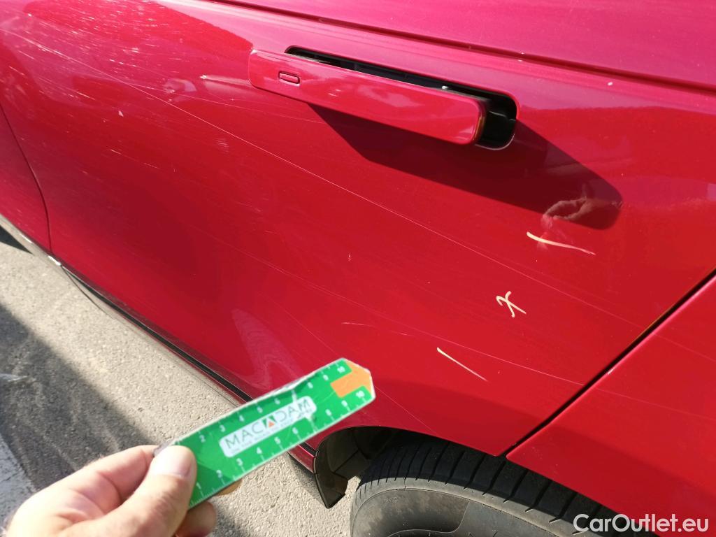  Land Rover  Range Rover LAND ROVER  Velar / 2017 / 5P / todoterreno 2.0 P250 184kW R-Dynamic S 4WD Auto #9