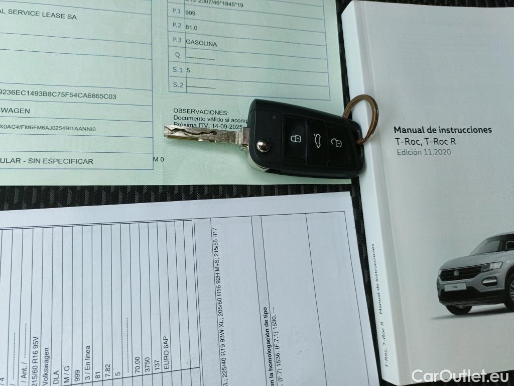  Volkswagen  T-ROC VOLKSWAGEN  / 2017 / 5P / todoterreno Edition 1.0 TSI 85kW (115CV) #2